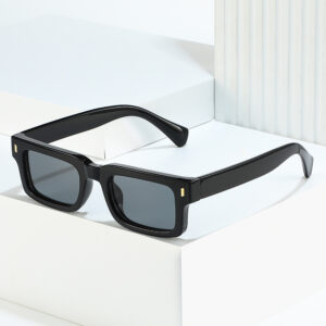 Retro Simple Versatile Fashion New Square Sunglasses